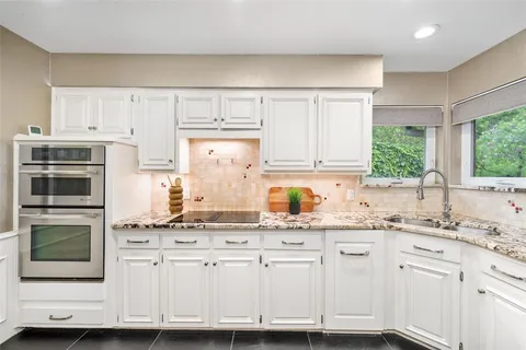 $875,000 | 5209 Harbor Town Drive, Dallas, TX 75287