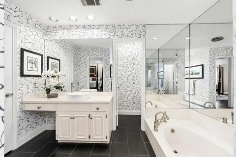$875,000 | 5209 Harbor Town Drive, Dallas, TX 75287