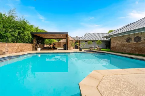 $875,000 | 5209 Harbor Town Drive, Dallas, TX 75287