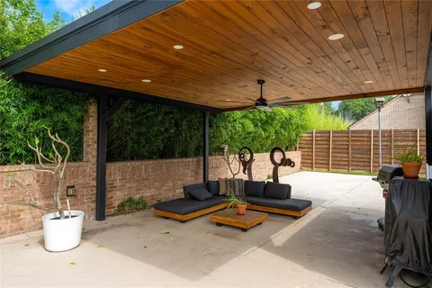 $875,000 | 5209 Harbor Town Drive, Dallas, TX 75287