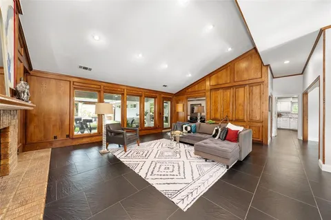 $875,000 | 5209 Harbor Town Drive, Dallas, TX 75287