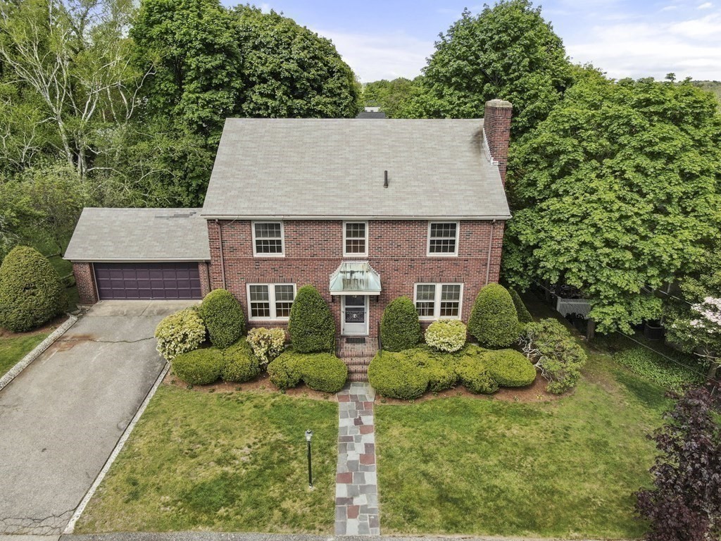 43 Vose Hill Road Milton, MA 02186 - Photo 3 of 19 Gallery Image 3