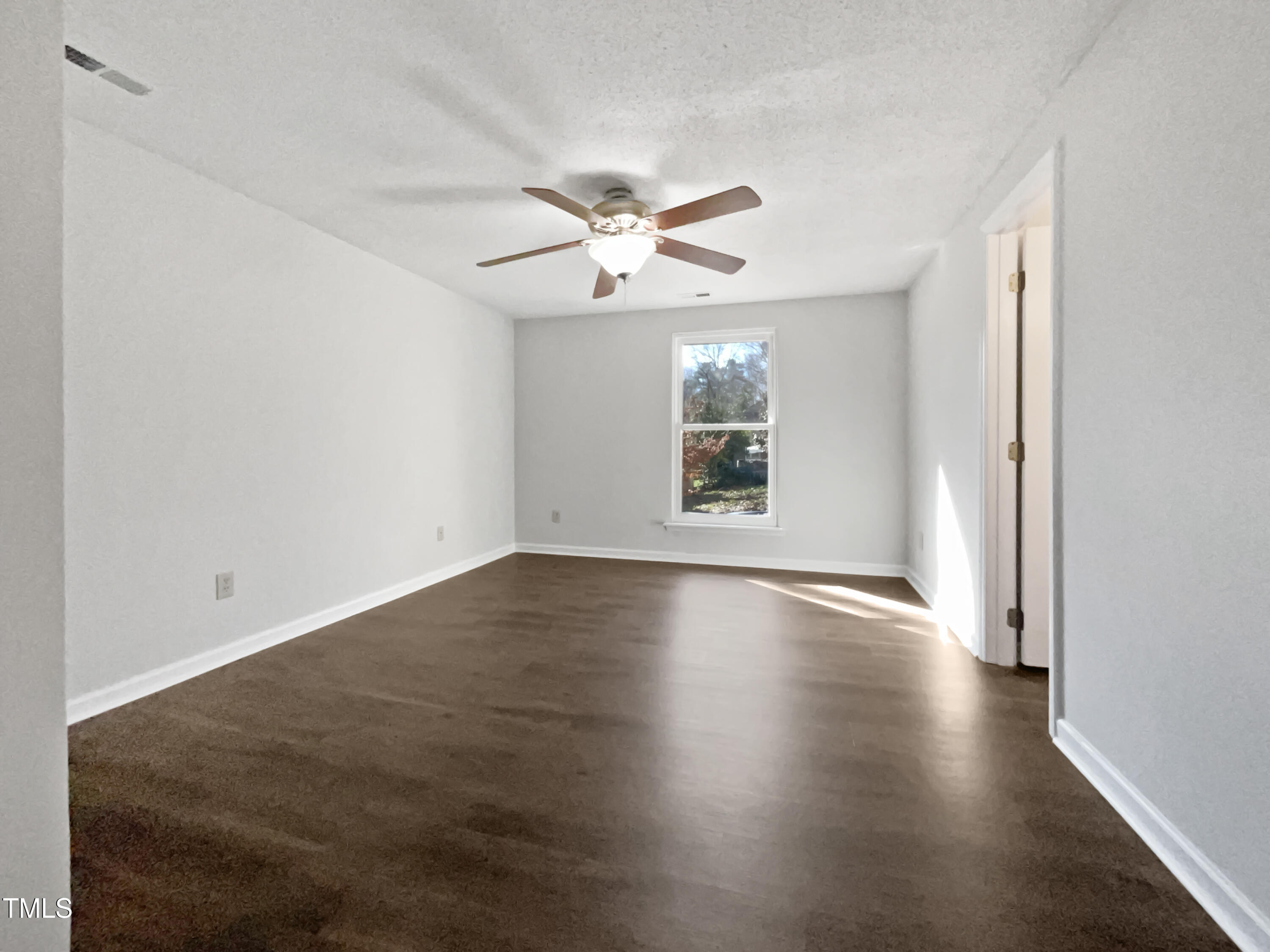 7271 Shellburne Drive Raleigh, NC 27612 - Photo 13 of 18 photo_15