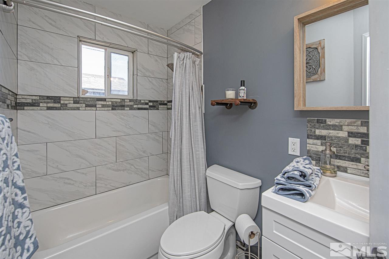 930 Cordone Avenue Reno, NV 89502 - Photo 8 of 17 Photo 8