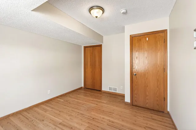 $299,000 | 1596 Chartreux Avenue, Shakopee, MN 55379