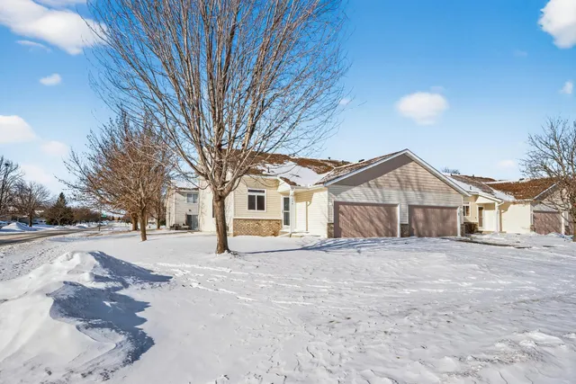 $299,000 | 1596 Chartreux Avenue, Shakopee, MN 55379