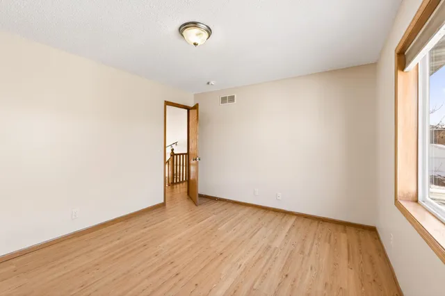 $299,000 | 1596 Chartreux Avenue, Shakopee, MN 55379