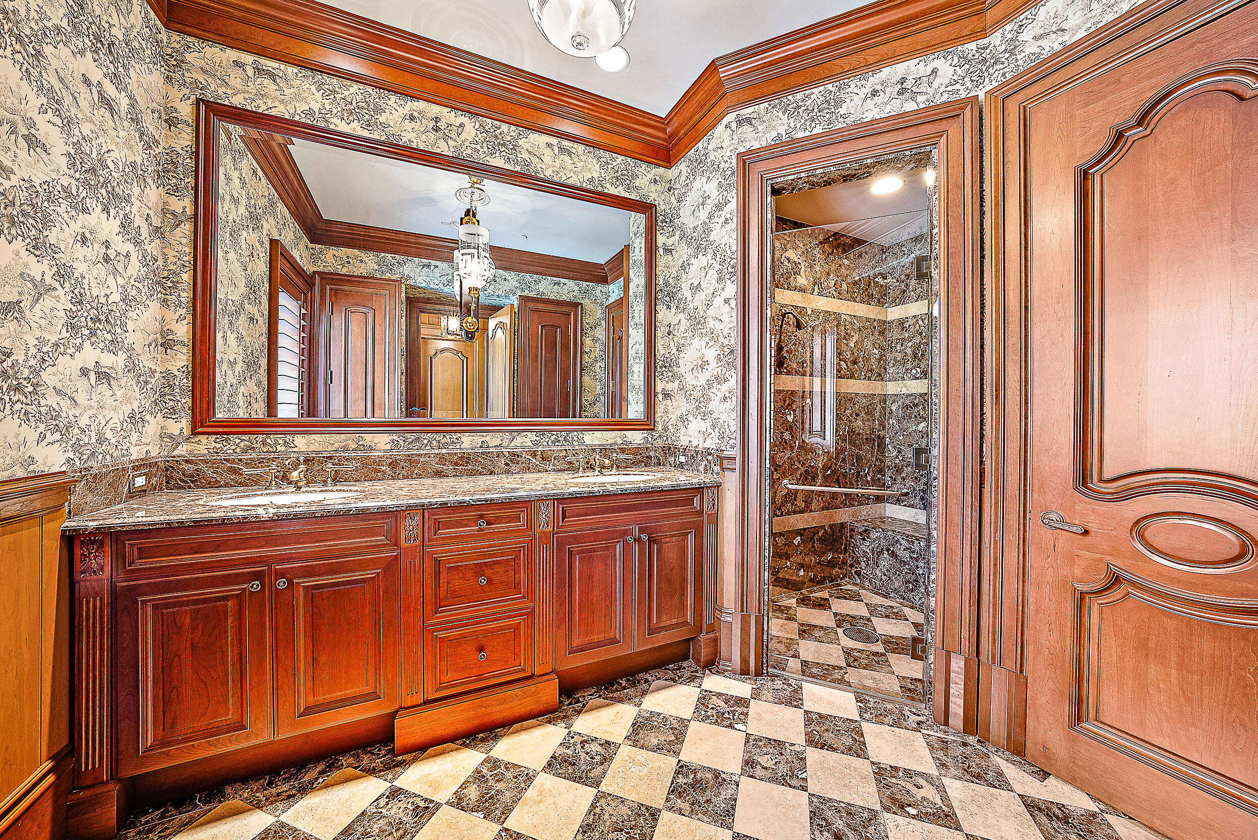 209 Commodore Drive Jupiter, FL 33477 - Photo 36 of 75 Guest Bathroom