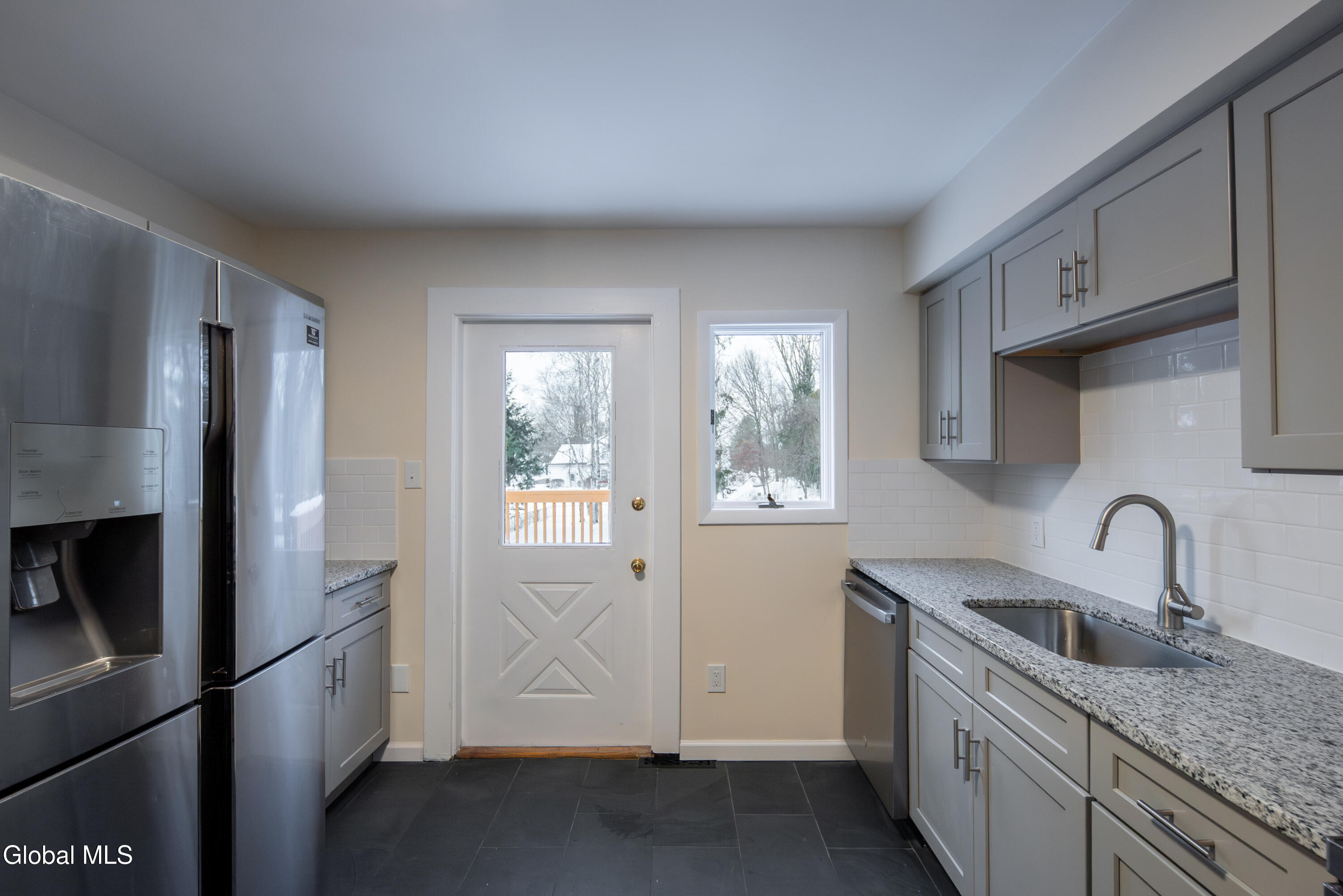 269 3rd Avenue Rensselaer, NY 12144 - Photo 12 of 49 014