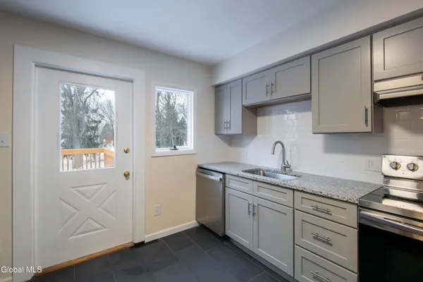 $409,000 | 269 3rd Avenue, Rensselaer, NY 12144