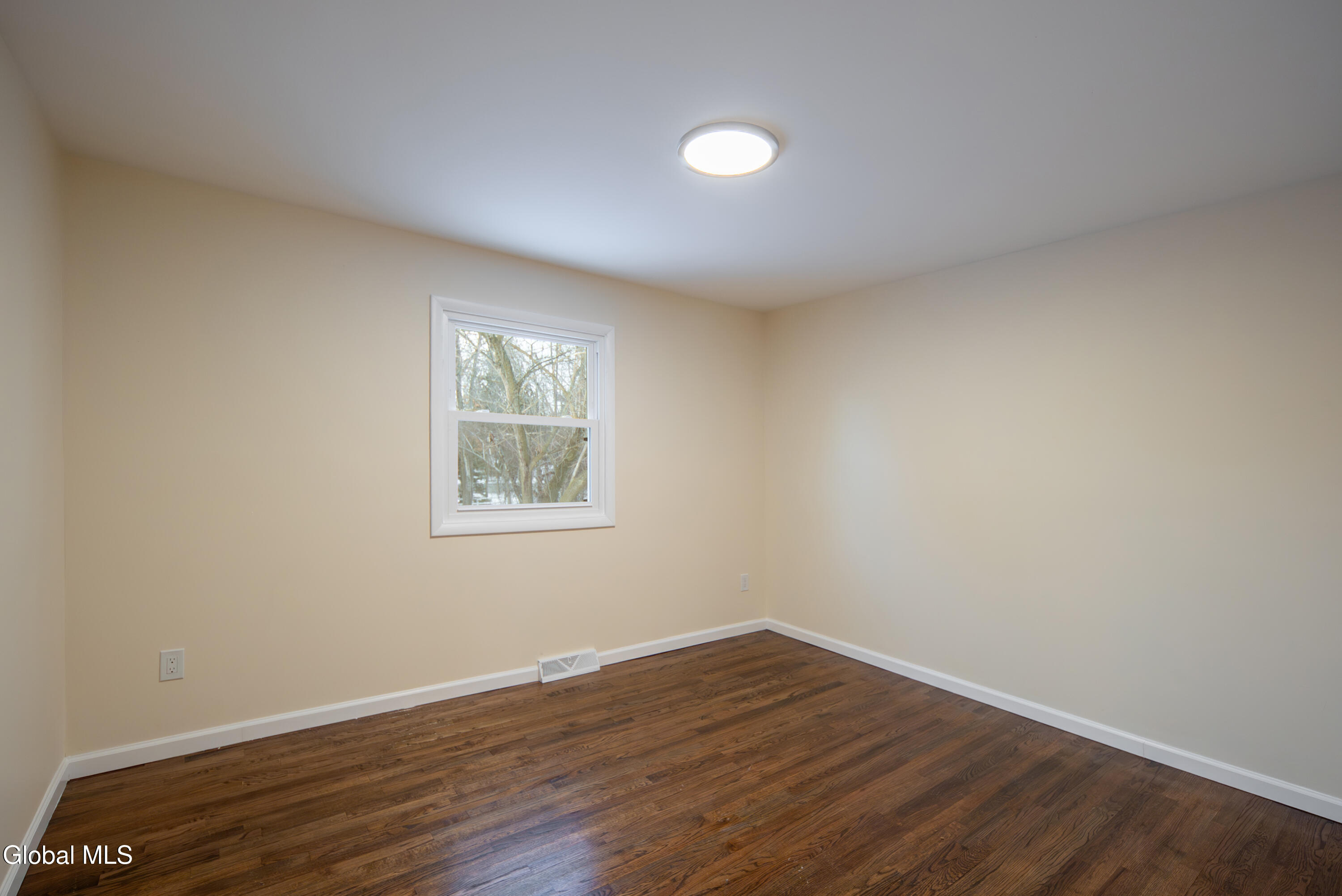 269 3rd Avenue Rensselaer, NY 12144 - Photo 18 of 49 022