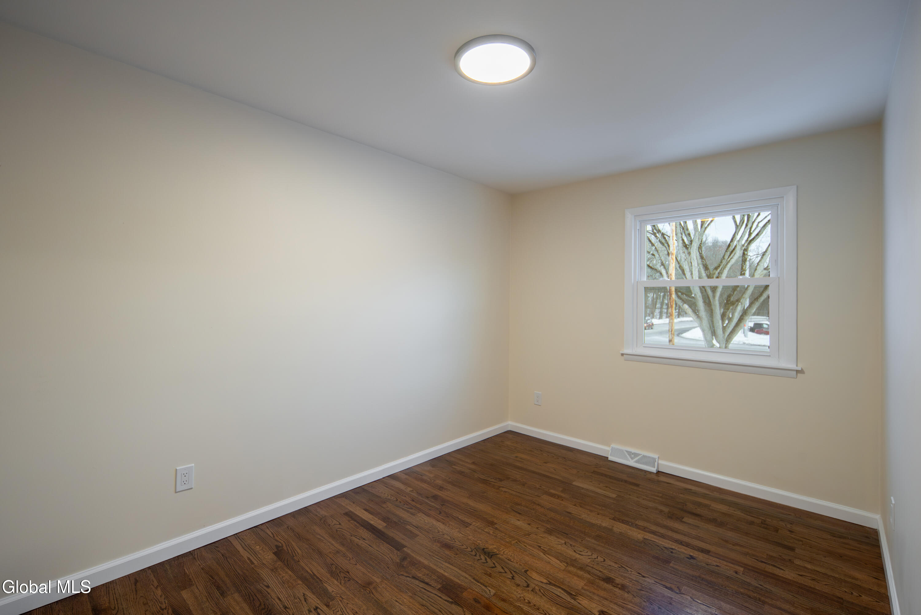 269 3rd Avenue Rensselaer, NY 12144 - Photo 21 of 49 025