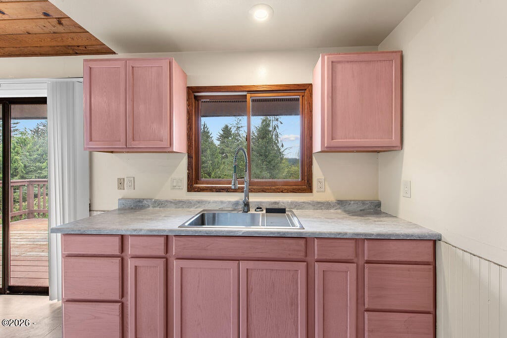36475 Jenck Road Cloverdale, OR 97112 - Photo 10 of 38 Gallery Image 10