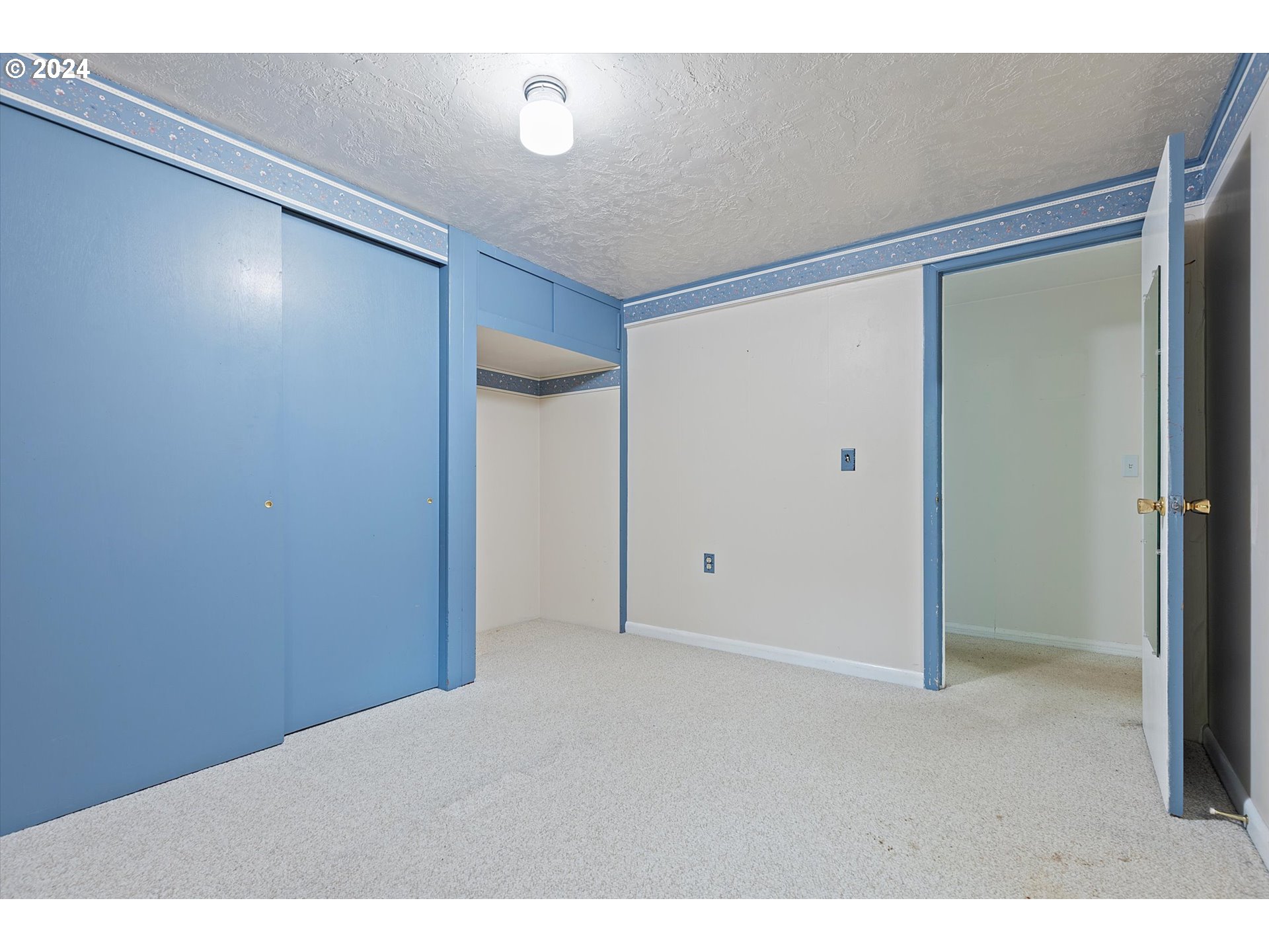 2717 Buckman Road West Linn, OR 97068 - Photo 14 of 45 Gallery Image 14