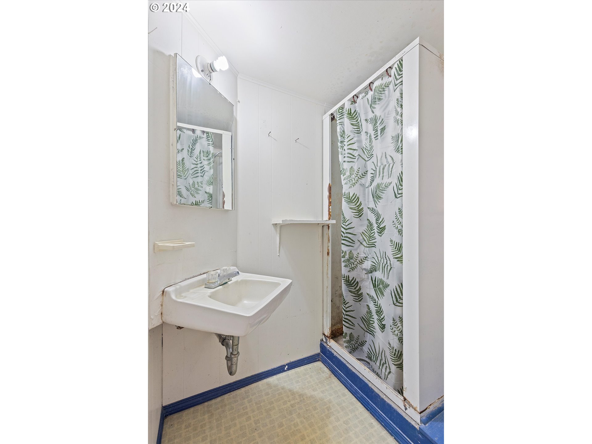 2717 Buckman Road West Linn, OR 97068 - Photo 23 of 45 Gallery Image 23