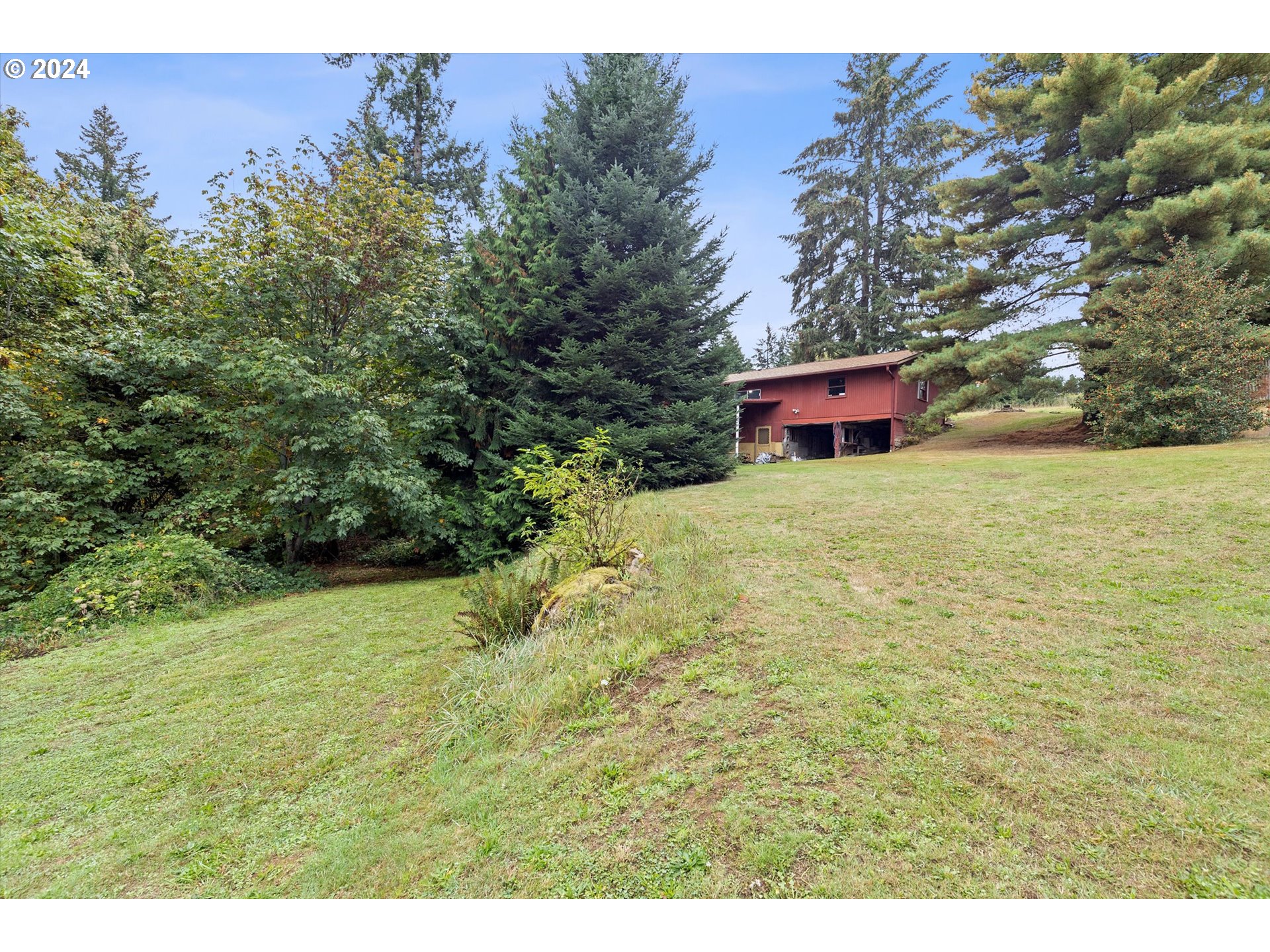 2717 Buckman Road West Linn, OR 97068 - Photo 3 of 45 Gallery Image 3