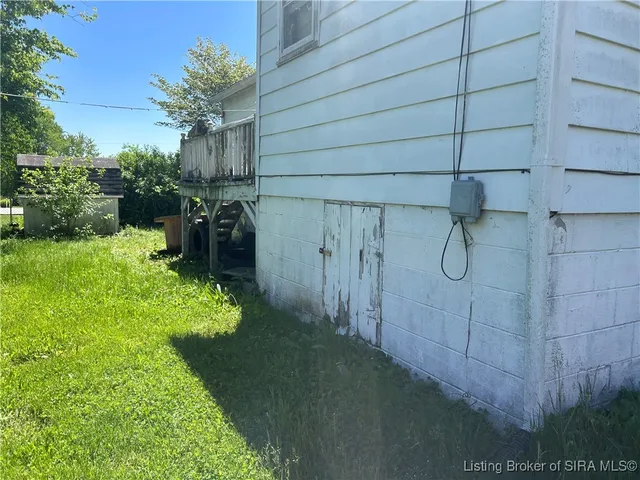 $105,000 | 905 Locust Street, Salem, IN 47167