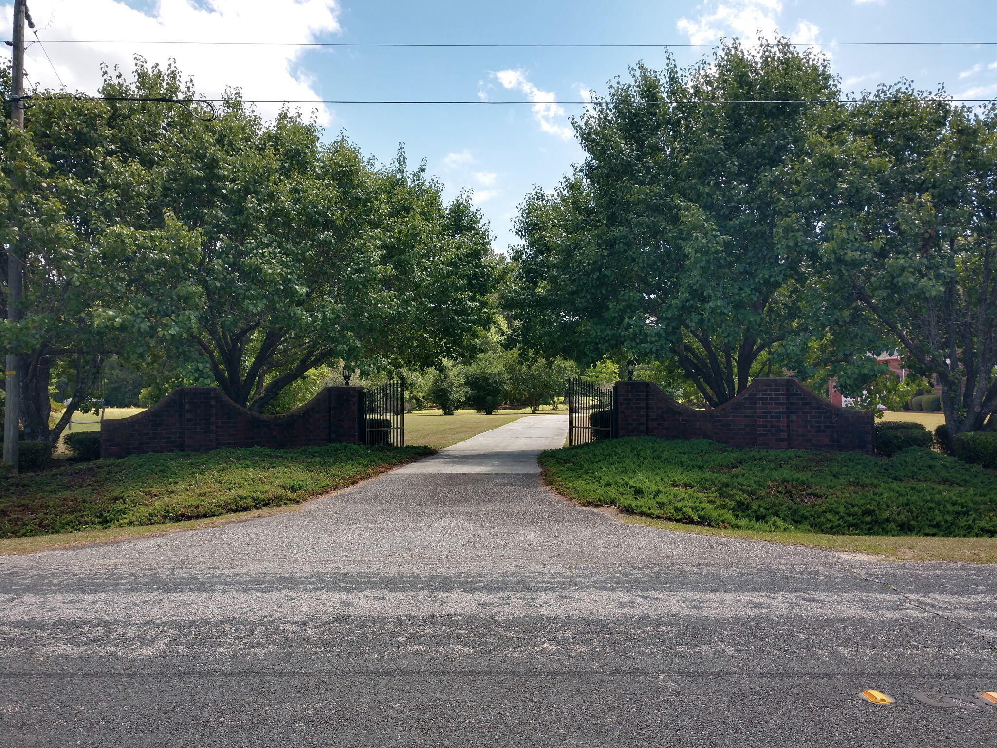 351 Duncan Chapel Road Harleyville, SC 29448 - Photo 3 of 90 1