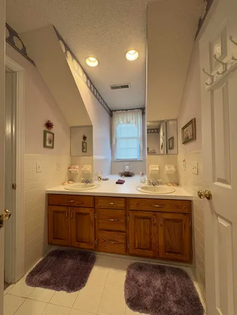 $825,000 | 351 Duncan Chapel Road, Harleyville, SC 29448