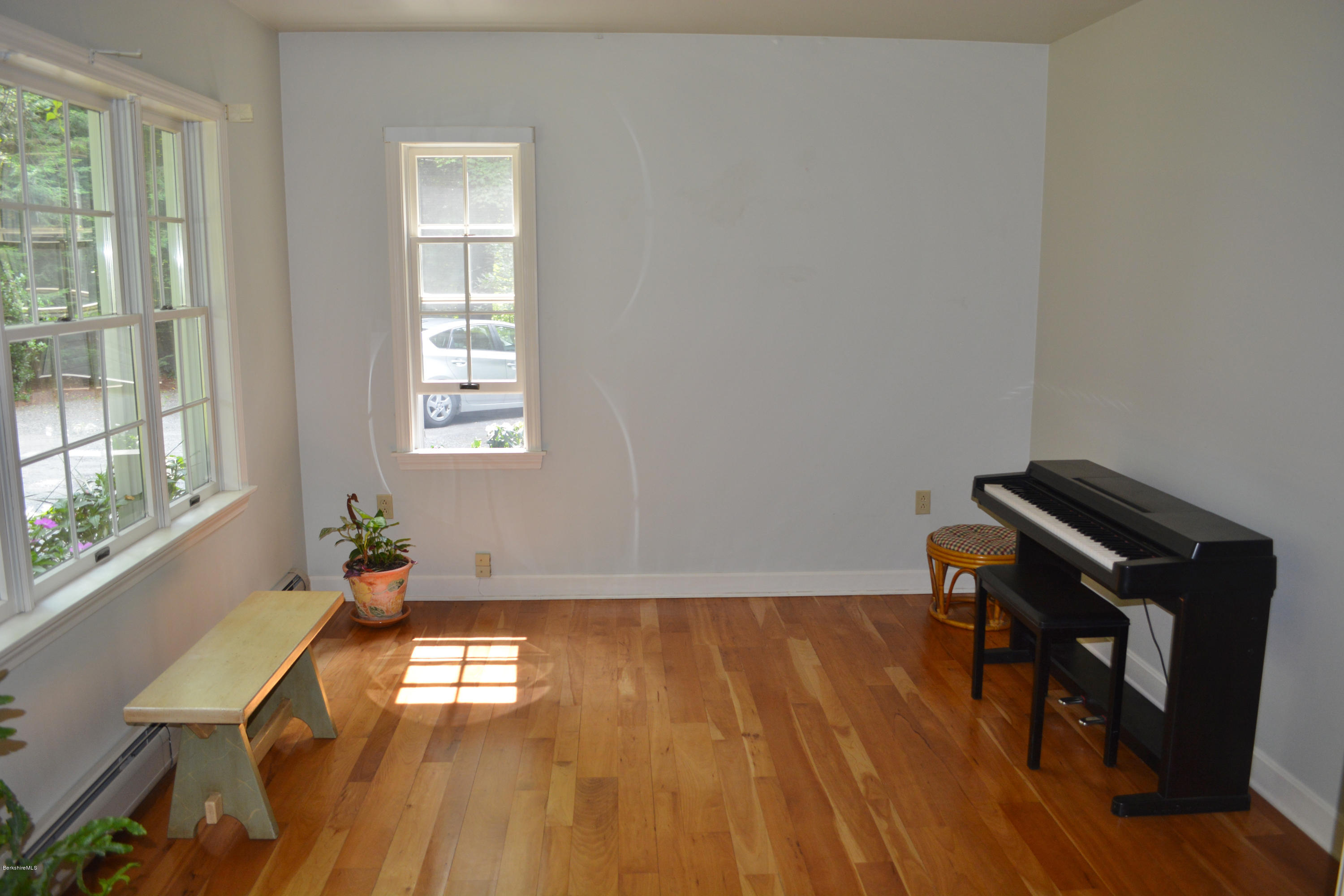 487 Old Stockbridge Road Great Barrington, MA 01230 - Photo 15 of 30 Office-Sunroom-Study-Den