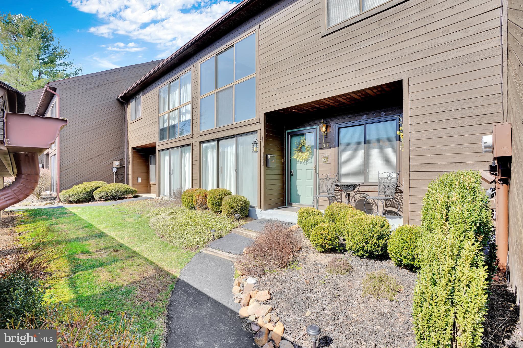 204 Village Road Orwigsburg, PA 17961 - Photo 2 of 27 FRONT VIEW