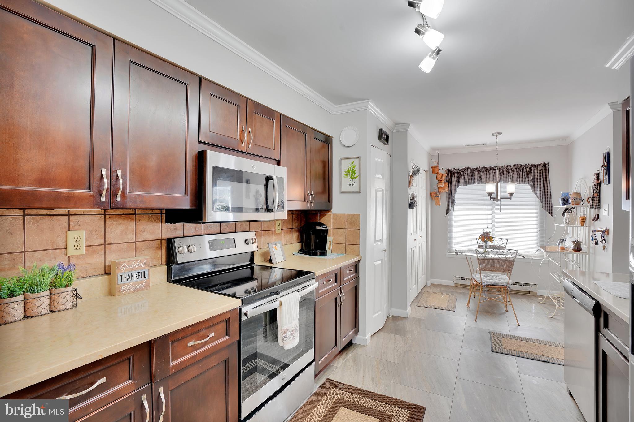 204 Village Road Orwigsburg, PA 17961 - Photo 8 of 27 ALL NEW STAINLESS STEEL APPLIANCES REMAIN