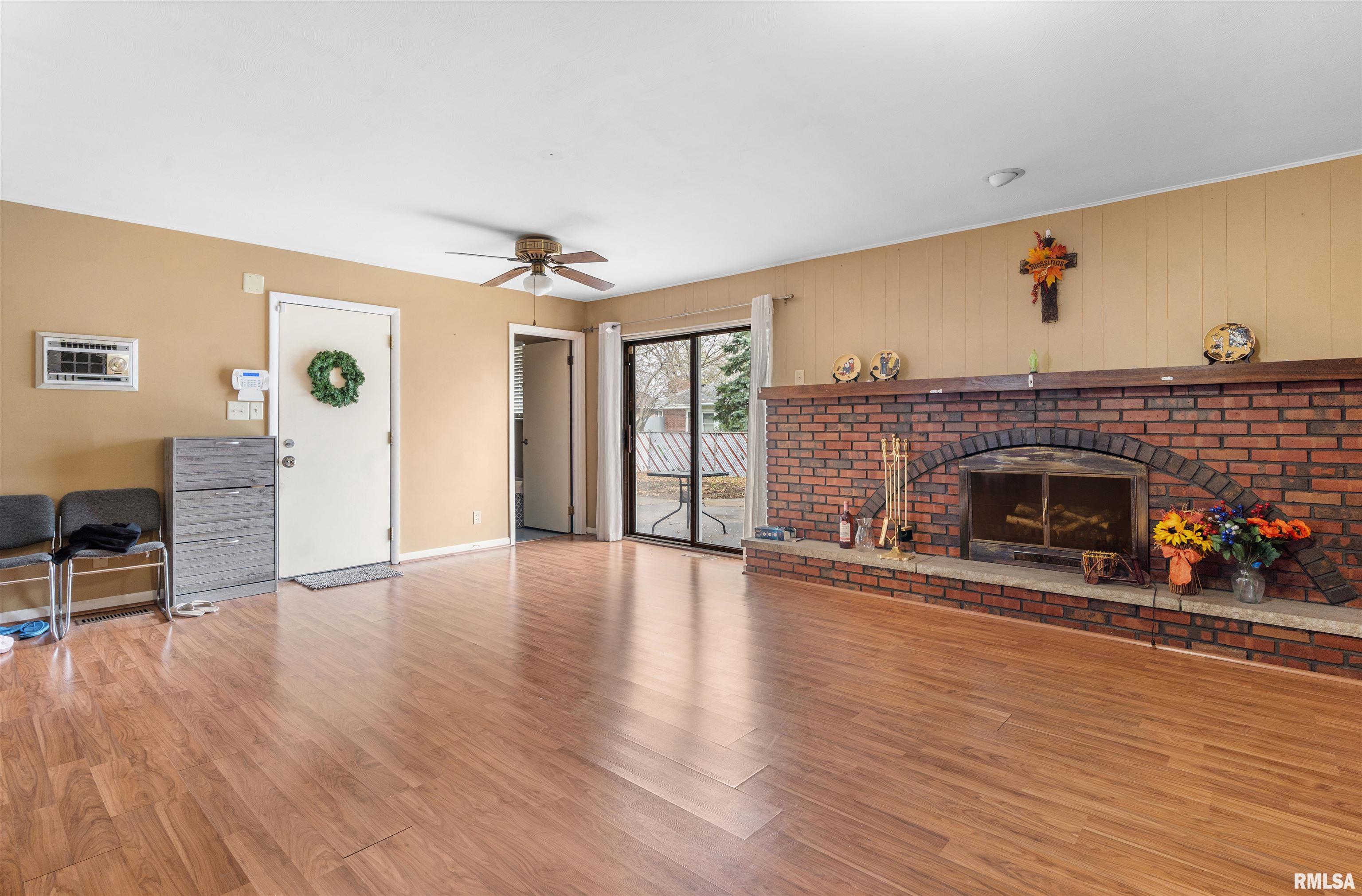 2317 Grinnell Drive Springfield, IL 62704 - Photo 9 of 20