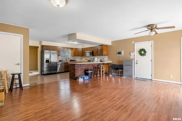 $240,000 | 2317 Grinnell Drive, Springfield, IL 62704