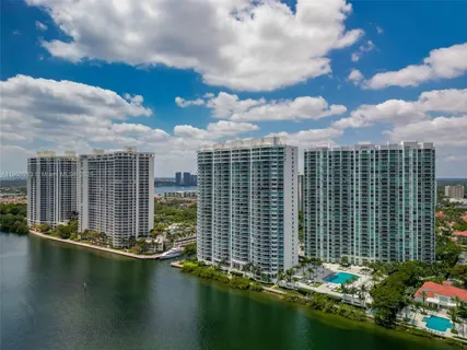 $1,495,000 | 3201 Northeast 183rd Street, Unit 1705, Aventura, FL 33160