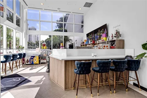 $1,495,000 | 3201 Northeast 183rd Street, Unit 1705, Aventura, FL 33160