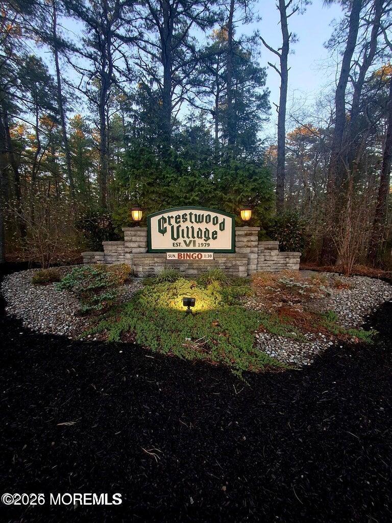 6B Stonybrook Road, Unit A Whiting, NJ 08759 - Photo 18 of 18 crestwood6sign