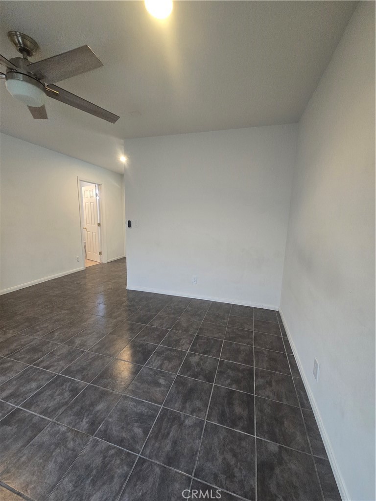 4428 Stansbury Avenue Sherman Oaks, CA 91423 - Photo 4 of 8 a view of an empty room