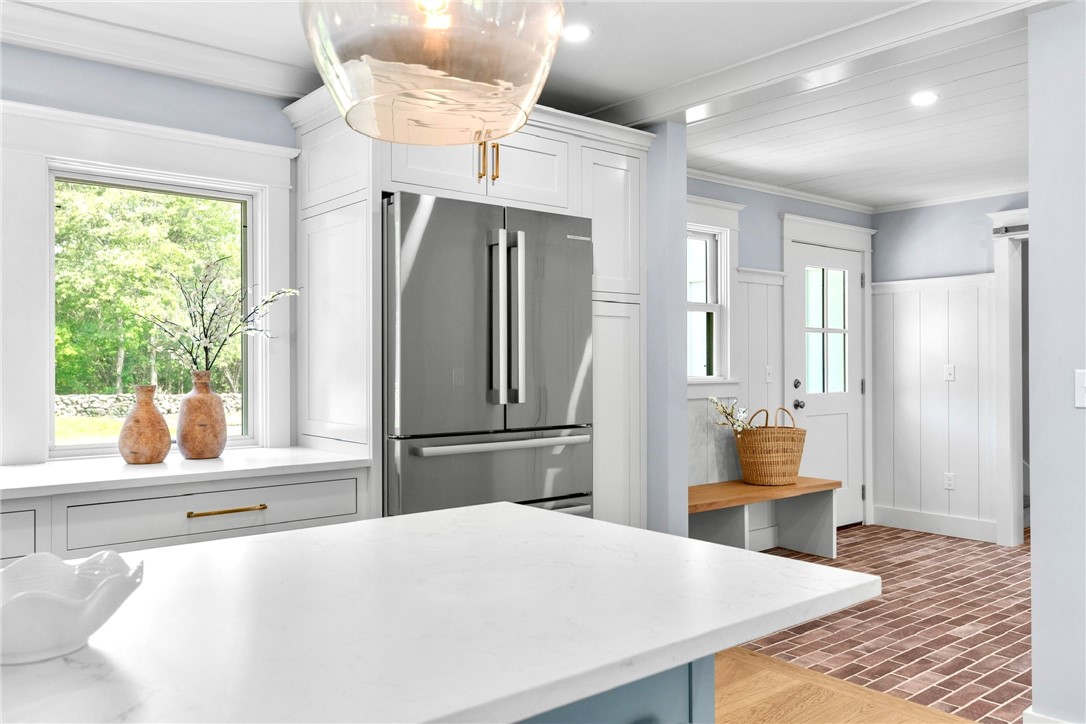 420 Long Highway Little Compton, RI 02837 - Photo 11 of 50