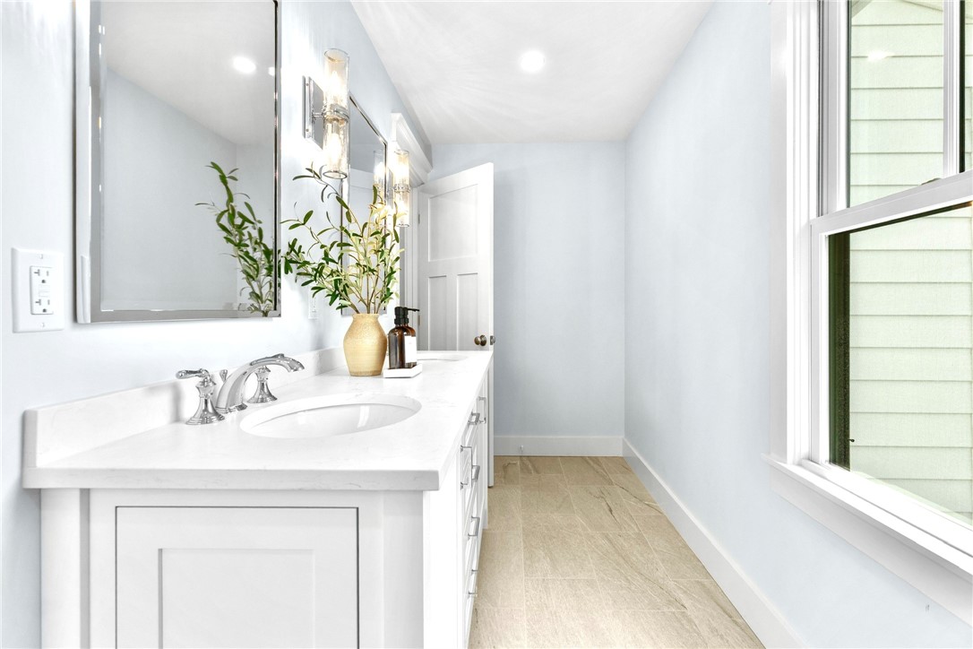 420 Long Highway Little Compton, RI 02837 - Photo 21 of 50