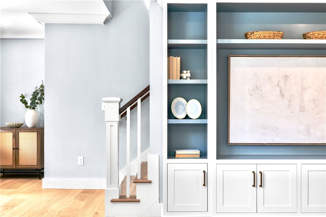 420 Long Highway Little Compton, RI 02837 - Photo 5 of 50