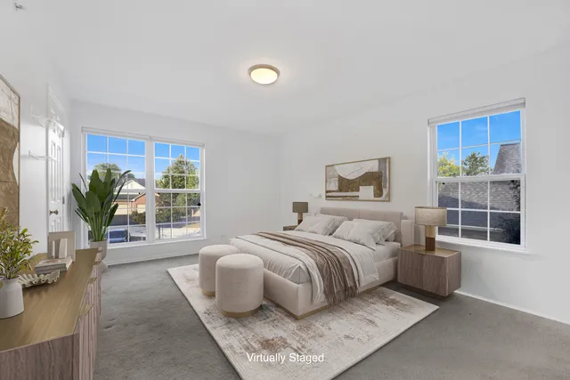 $449,000 | 121 Commons Court, Wheeling, IL 60090