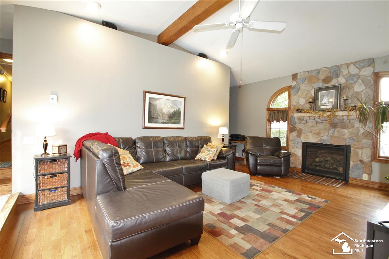 4903 Newport Road Newport, MI 48166 - Photo 27 of 47 31396575-26.JPG