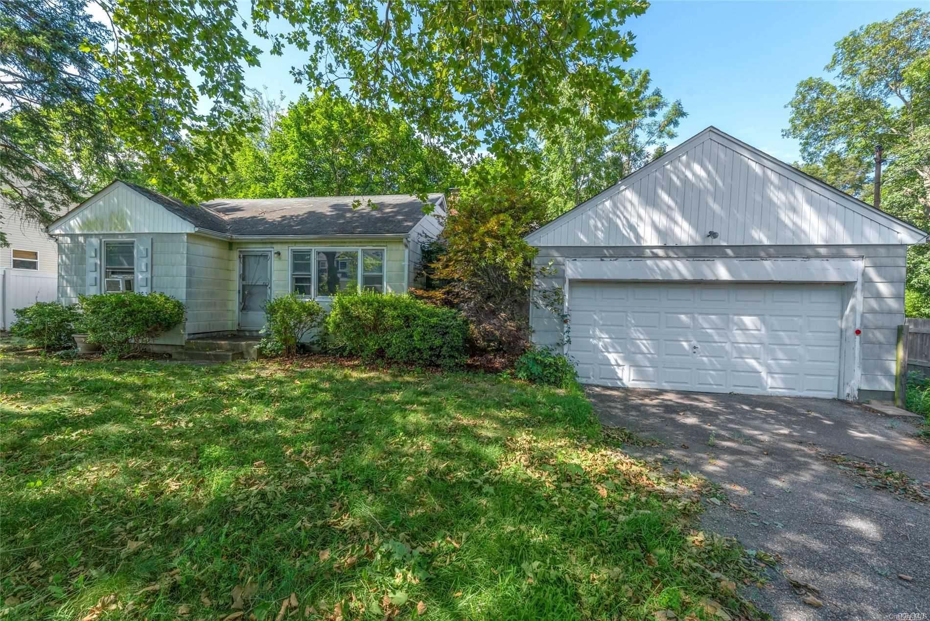9 Dora Road Rocky Point, NY 11778 - Photo 1 of 1
