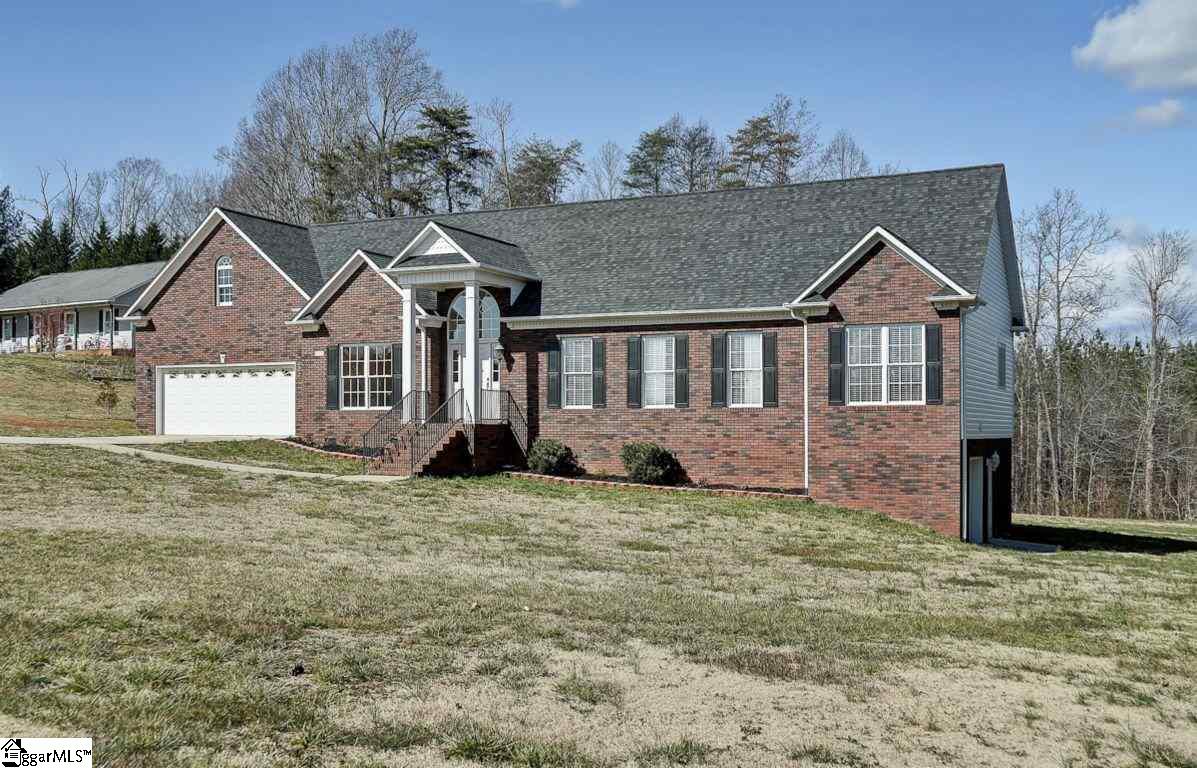 1505 Melvin Hill Road Campobello, SC 29322 - Photo 2 of 36 Gallery Image 2