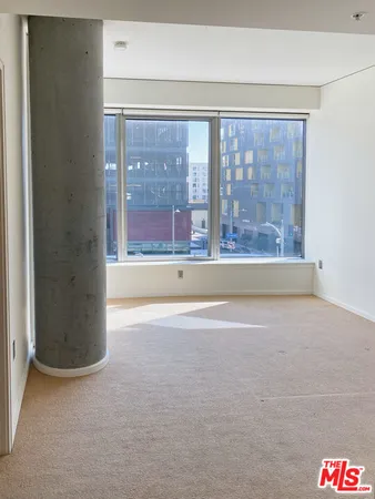 $699,000 | 1155 South Grand Avenue, Unit 401, Los Angeles, CA 90015