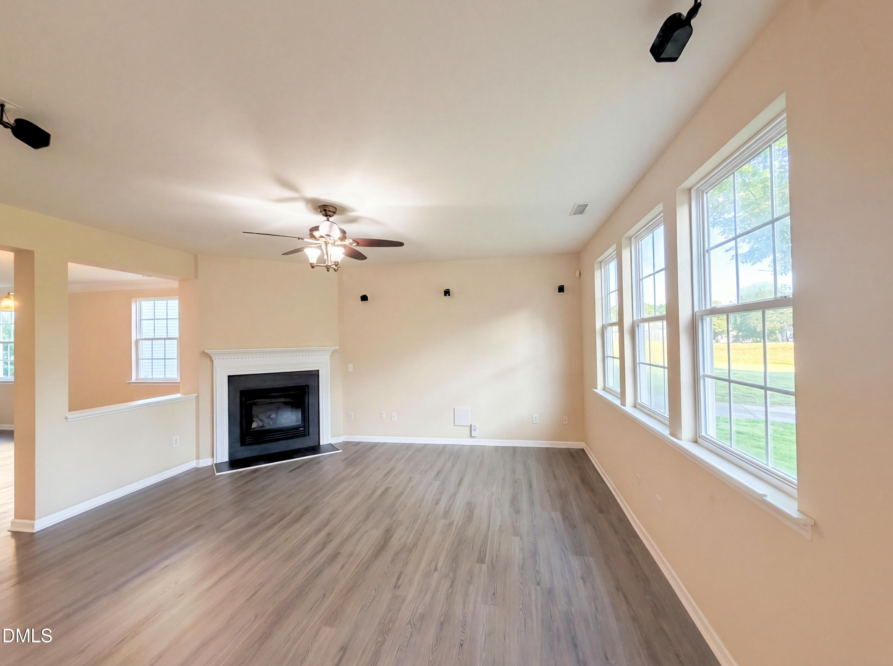 192 Solheim Lane Raleigh, NC 27603 - Photo 3 of 16 photo_03