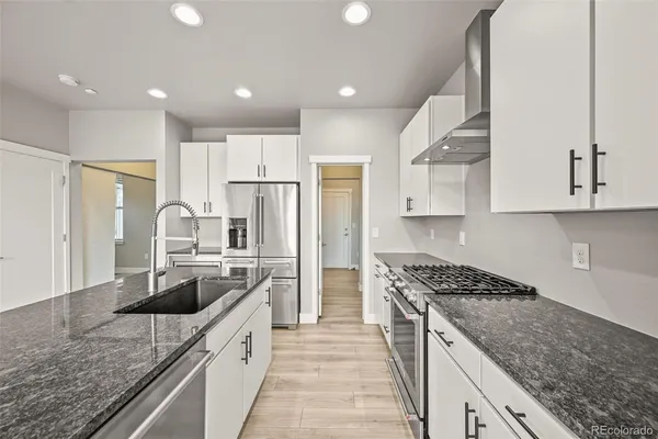 $639,000 | 2880 West 69th Avenue, Denver, CO 80221