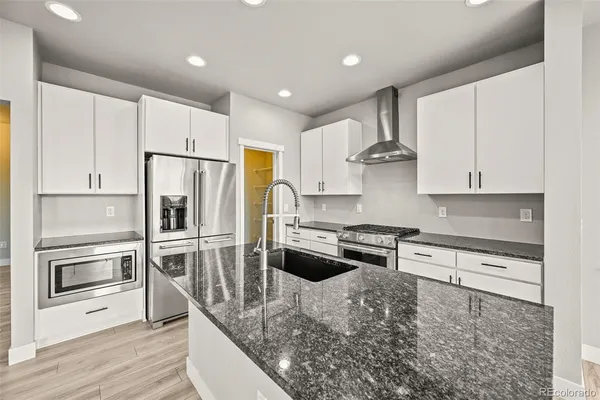 $639,000 | 2880 West 69th Avenue, Denver, CO 80221