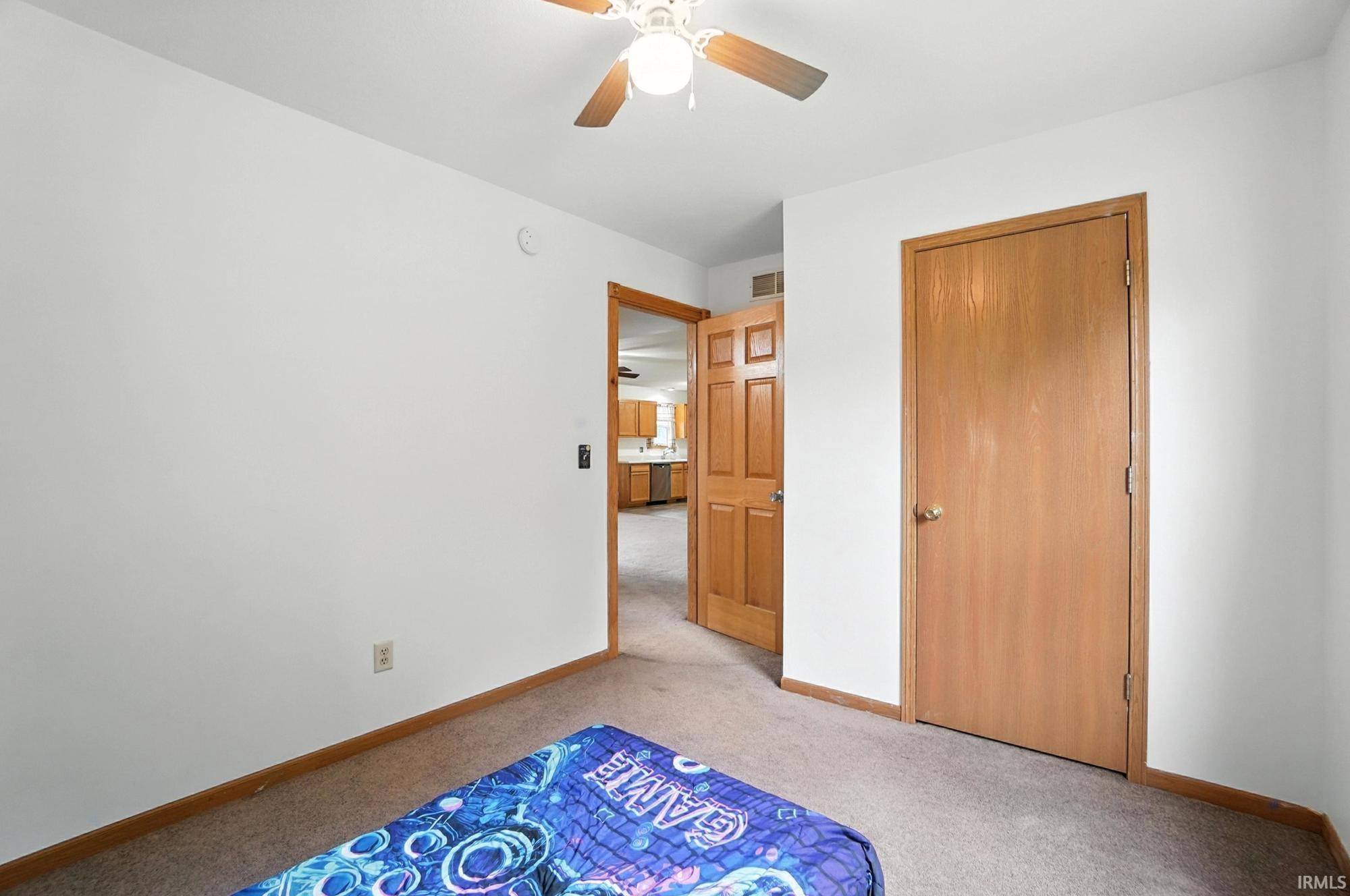 910 Butler Street Angola, IN 46703 - Photo 14 of 31 Gallery Image 14