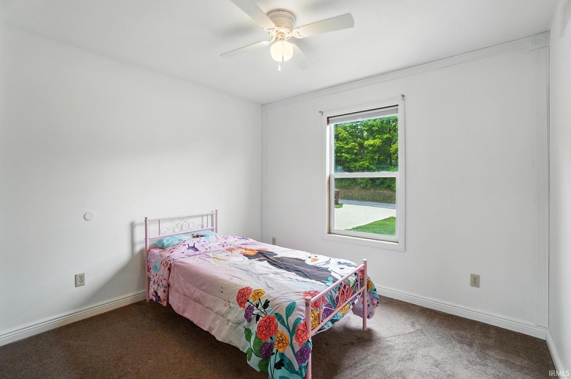 910 Butler Street Angola, IN 46703 - Photo 15 of 31 Gallery Image 15