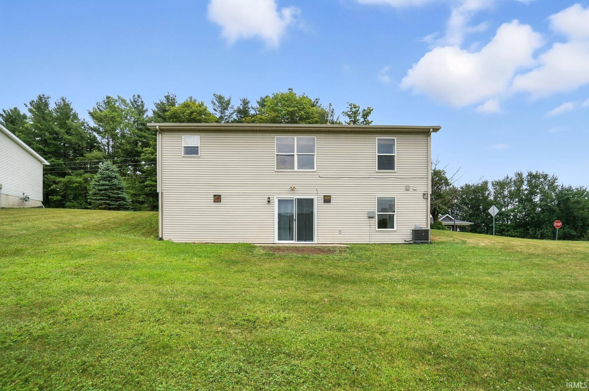 910 Butler Street Angola, IN 46703 - Photo 29 of 31 Gallery Image 29