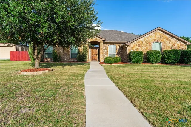 $469,900 | 11054 La Paloma Loop East, Salado, TX 76571