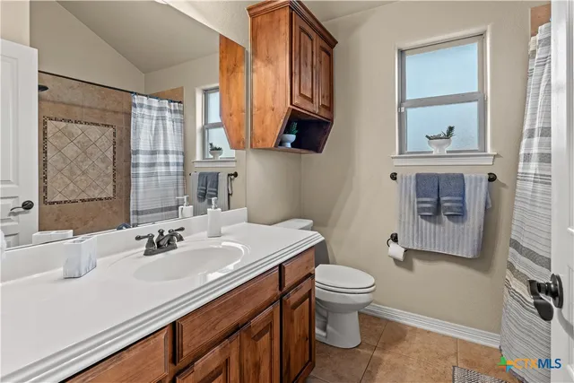 $469,900 | 11054 La Paloma Loop East, Salado, TX 76571