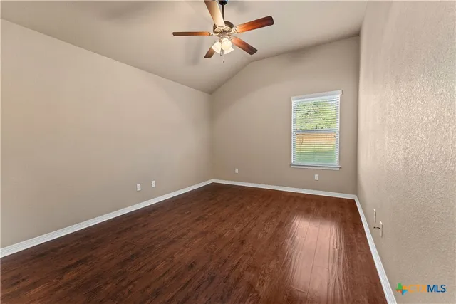 $469,900 | 11054 La Paloma Loop East, Salado, TX 76571