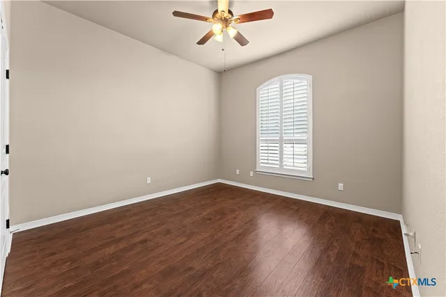 $469,900 | 11054 La Paloma Loop East, Salado, TX 76571